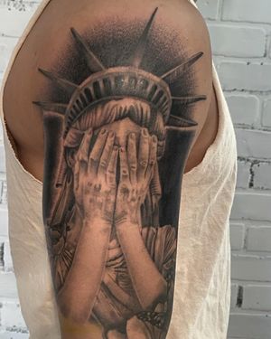 Face palm lady liberty I did on a good client. Super fun one!  