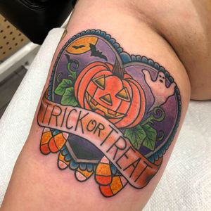 Man Halloween tattoos are so much fun!! 