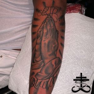 Prayer hands 🙏🏽 ty for looking 💀🙏🏽 message me for your next tattoo 🙌🏽 