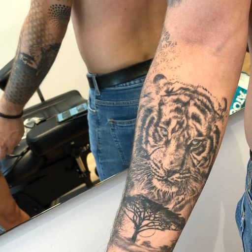 Flash tattoo