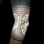 Geometric tattoo!! #geometrictattoo #blackwork #mandalatattoo #dotwork #geometricpattern #staugustinetattooartist #floridatattooartist 