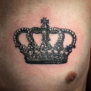 👑 #crown #crowntattoo #crowntattoos #crowntattoodesign #tattoo #tattoos #tattooideas #tattooartist #tattoocommunity #tattooformen #tattoo2me #tattoodo #inked #inkedforlife #blackandwhite #blackandgrey #blackandgreytattoo #tattooink #ink #tattoed #tattoostyle #tattoolife #art #blackwork #tattooart #inkedup #instagood #tattoer #polacywholandii