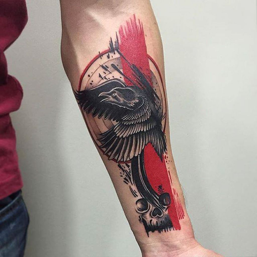 small feminine crow on skull tattoo｜TikTok Search