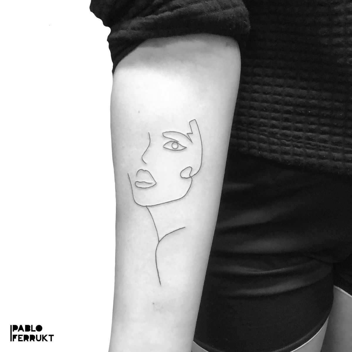 Tattoo uploaded by Pablo Ferrukt Tattoos Berlin • Single line woman for ...