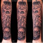 Customized sleeve tattoo by Syed Hamza Ali at INKSCOOL Tattoos Pune #warriortattoo #warrior #skull #skulltattoo #crowntattoo #crowntattoos #spartantattoo #liontattoos #liontattoo #doubleexposuretattoo #blackandgreytattoo #blackandgrey #forearmtattoo #halfsleeve #sleevetattoo #customizetattoo #customtattoo #inkscool #inked 