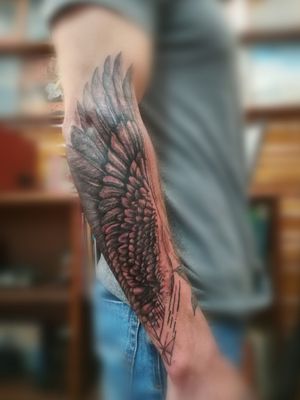 Eagle wing designed and inKed by K #tattoo #ink #tatttoos #worldfamousink #eikondevice #greenmonster #tattooaddictsouthafrica #gunwax #thelightningstation #tam #tattoodo #wing #eagle #geometrictattoos #blackandgreytattoo #forearmtattoo 