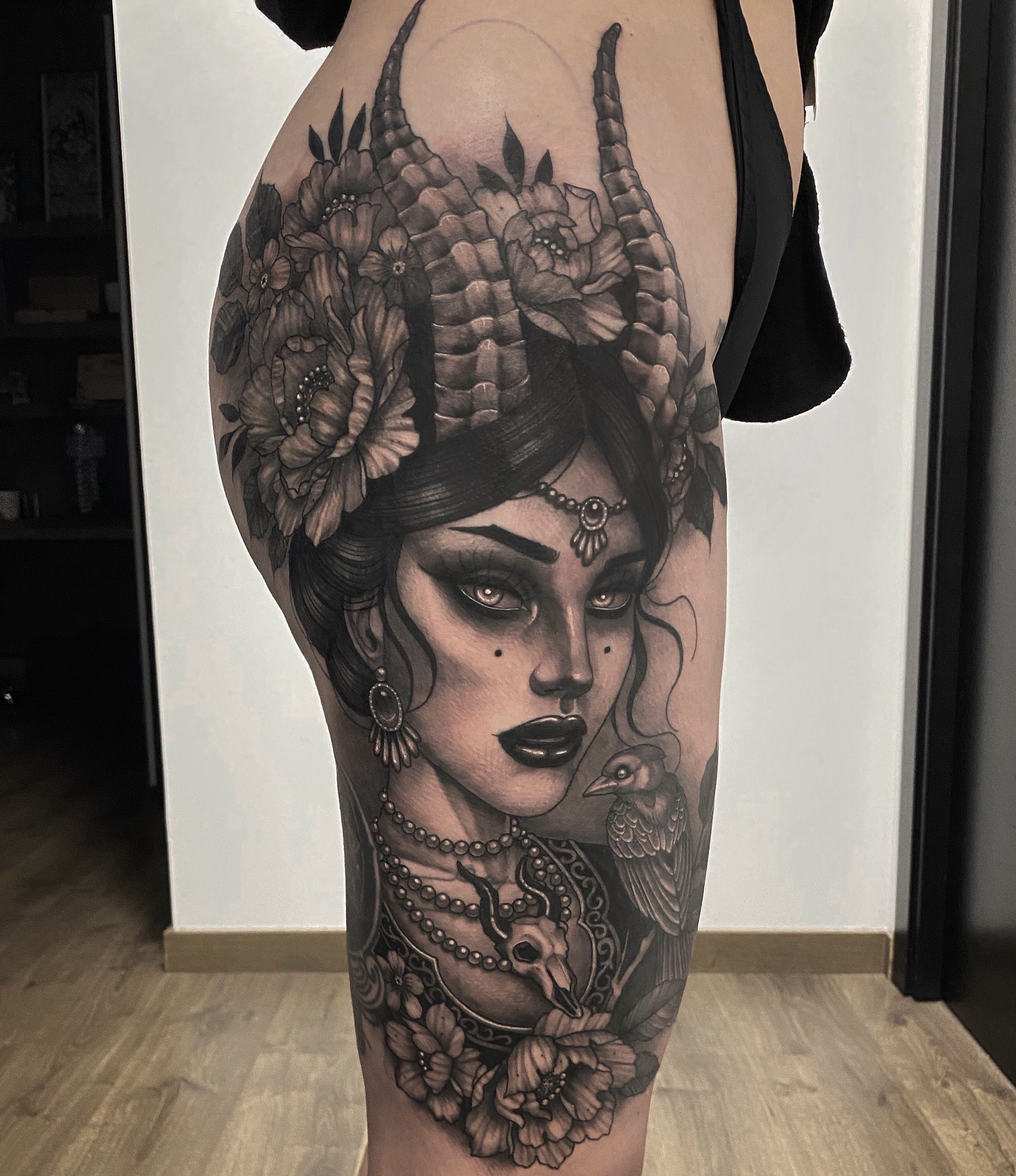 Sun Goddess Semi-Permanent Tattoo. Lasts 1-2 weeks. Painless and easy to  apply. Organic ink. Browse more or create your own. | Inkbox™ |  Semi-Permanent Tattoos