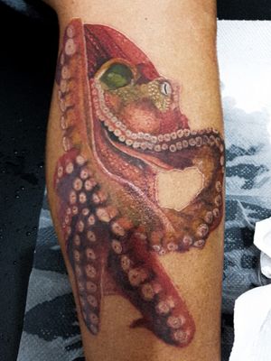 Tattoo from Sueko Tatuador