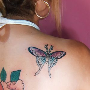 Butterfly tattoo #ink #inked #inkedup #inkedlife #inkedwoman #inkedgirl #tattoowoman #tattoogirl #womenempowerment #girlspower #femaletattoo #femaleartist #femaletattooartist #wgtattoostudio #safespace #tattoostudio #ensenada #bajacalifornia #mexico #tb #latepost #wildgirls #artwork 