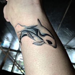𝙄𝙂: 𝙣𝙖𝙩𝙚_𝙩𝙝𝙖𝙞𝙡𝙖𝙣𝙙 🌿 White tribal orca tattoo - Baan Khagee Tattoo Chiang Mai, Thailand 