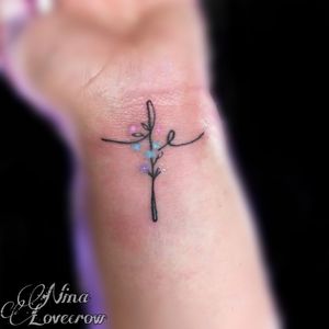 Family tattoos 💯 #LovecrowTattoos #Inked #BishopFamily #TattooLife #Tattoos #FemaleTattooArtist #BodyArt #InstaArt #PhotoOfTheDay #inknest  #TattooArt #TattooLovers #Tatuaje #inked 