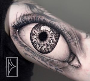 #portrait #eyekandiink #lisettemartinez #tattoo #art #realism #portrait #bng #blackandgrey #eye
