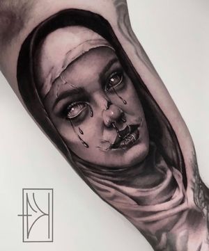 #portrait #eyekandiink #lisettemartinez #tattoo #art #realism #portrait #bng #blackandgrey #nun #creepy