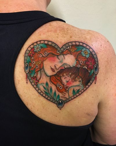 Klimt tattoo by Chuck Jones #chuckjones #gustavklimt #klimt #fineart #painting #portrait #motherandchild #mom #baby #love #heart #family #nature #flower