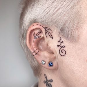 Handpoked ear 🌱