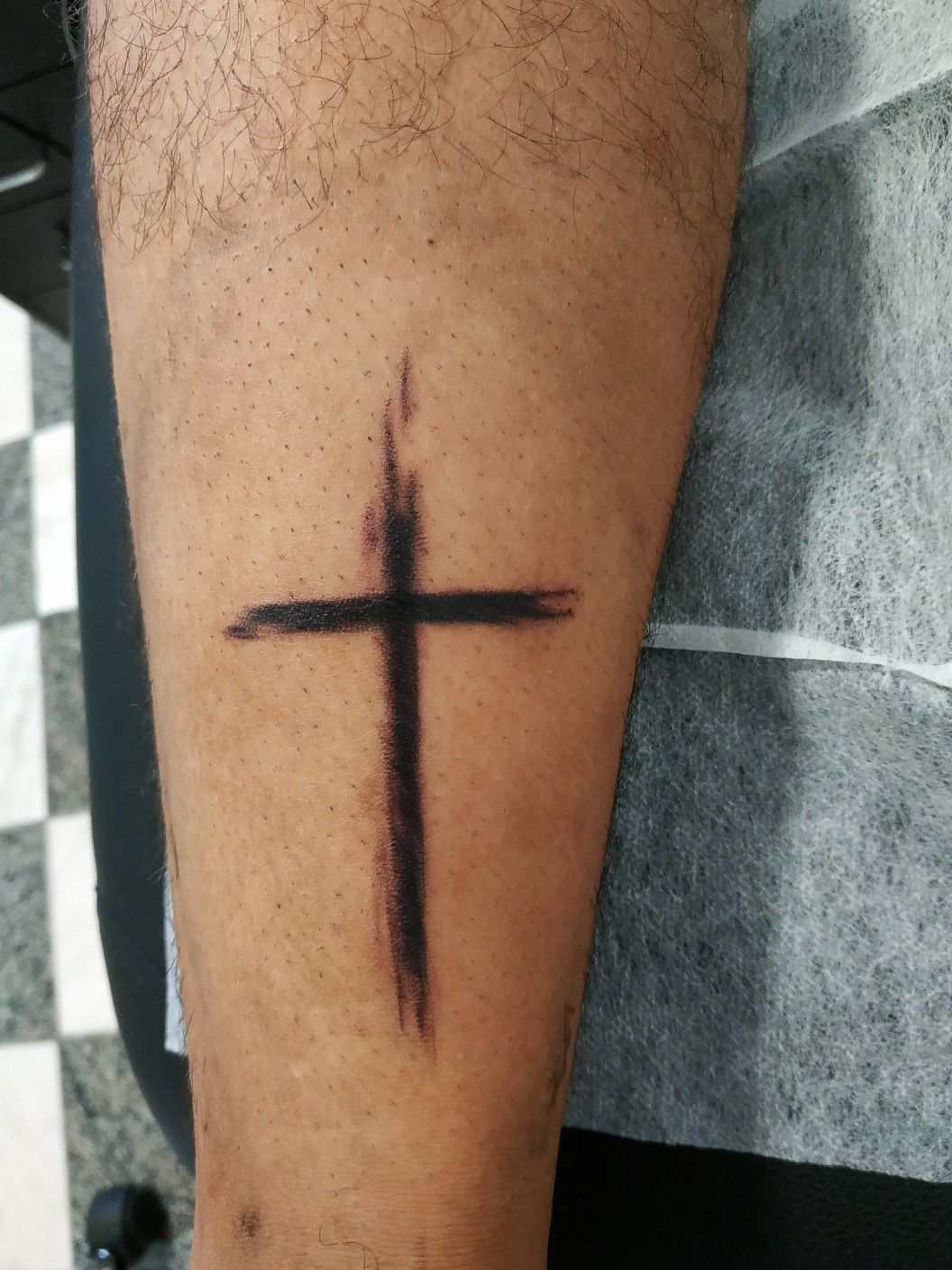 49 Fabulous Cross Tattoos On Leg