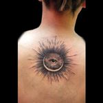 De hoy #tattoo #inked #ink #eye #eyetattoo #ojo #lines #linework #lineworktattoo #luchotattoo #luchotattooer #pergamino 
