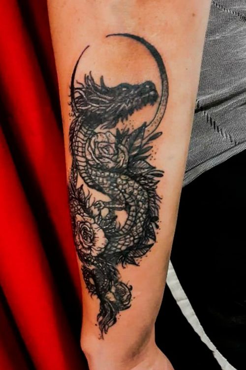 Tattoo Uploaded By Creaternotattoo Dragon Made In Blackwork Blackwork Pointillism Blackink Blackandgray Liner Argentinatattoo 1451327 Tattoodo