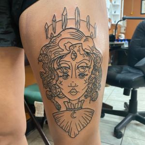 We started this Medusa. So ready to add the shading and finish her up. 