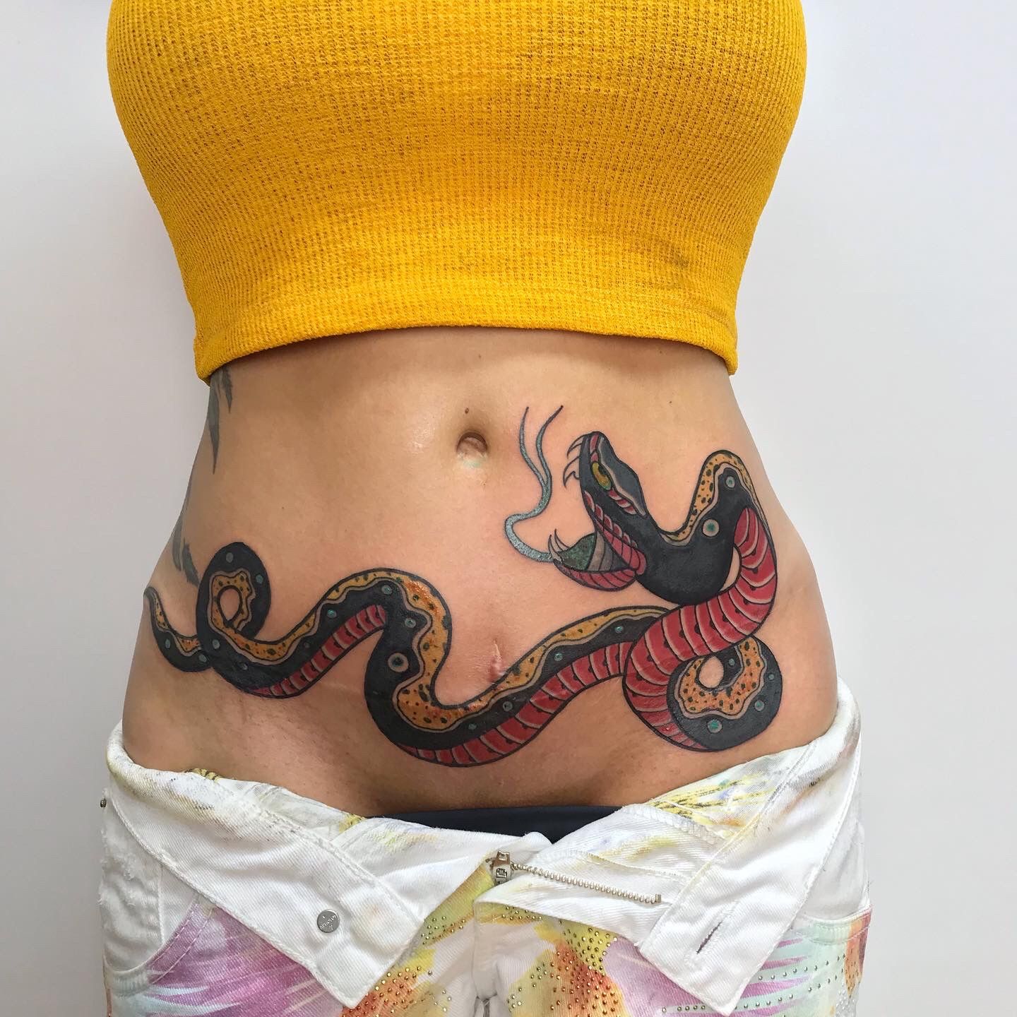 What To Wear When Getting a Hip Tattoo  AuthorityTattoo