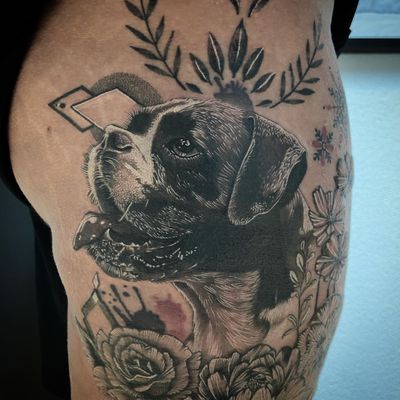 #tattoo #tatouage #animal #animaltattoo #dog #dogtattoo #realistictattoo #realisticink #realism #realismtattoo #flower #flowertattoo #lausanne #tattoolausanne #lausannetattoo #fann_ink
