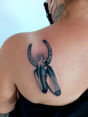 #tatowierer #eternalink #intenze #mickysharpz #ink #inked #tattoo #tattoos #tattooed #tattooartist #tattooart #tattoolife #tatowierer #tattooing #tattooink #tattooshop #art #drawing #oldschooltattoo 