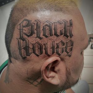 "Black House" 😎 