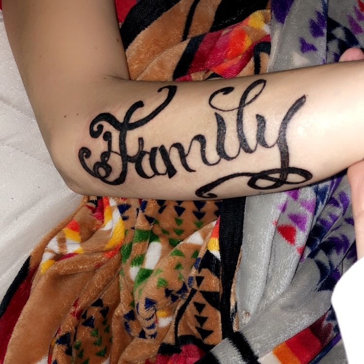 the word family tattoo designs