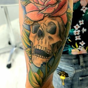 Skull and rose 