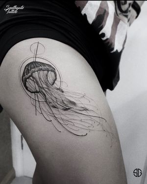 • Jellyfish • custom side thigh project by our resident @oscar.tttst  For bookings and info: •🌐 https://southgatetattoo.co.uk/booking/ •📧 info@southgatetattoo.co.uk  •📱07456415895‬(WhatsApp only)  ⚡️ ⚡️ ⚡️ #jellyfish #jellyfishtattoo #thightattoo #northlondon #SGTattoo #customtattoo #sg #southgatetattoo #northlondontattoo #londontattooartist #londontattoo #londontattoostudio #london #blackworktattoo #geometrytattoo 