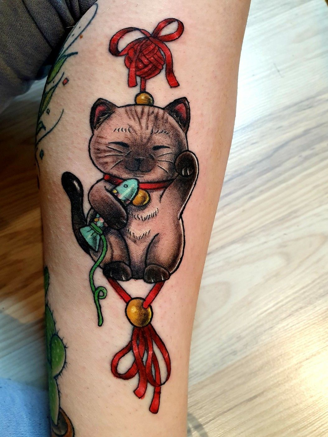 Tattoo uploaded by Chuck Donoghue • #lucky #cat #tattoo done at Hot Stuff  Tattoo. Email chuckdtats@gmail.com for booking info. • Tattoodo