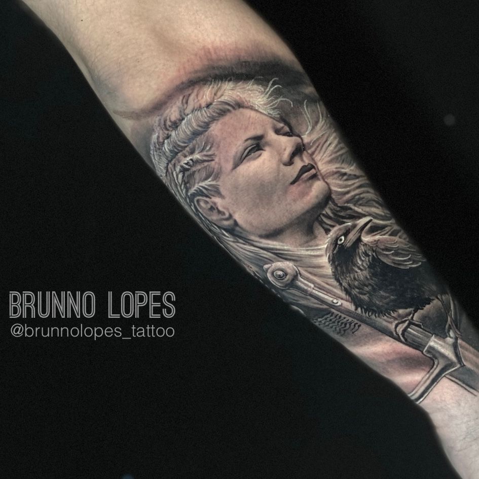 Tattoo uploaded by BRUNNO LOPES 🇺🇸🇧🇷 • Lagertha VIKINGS. • Tattoodo