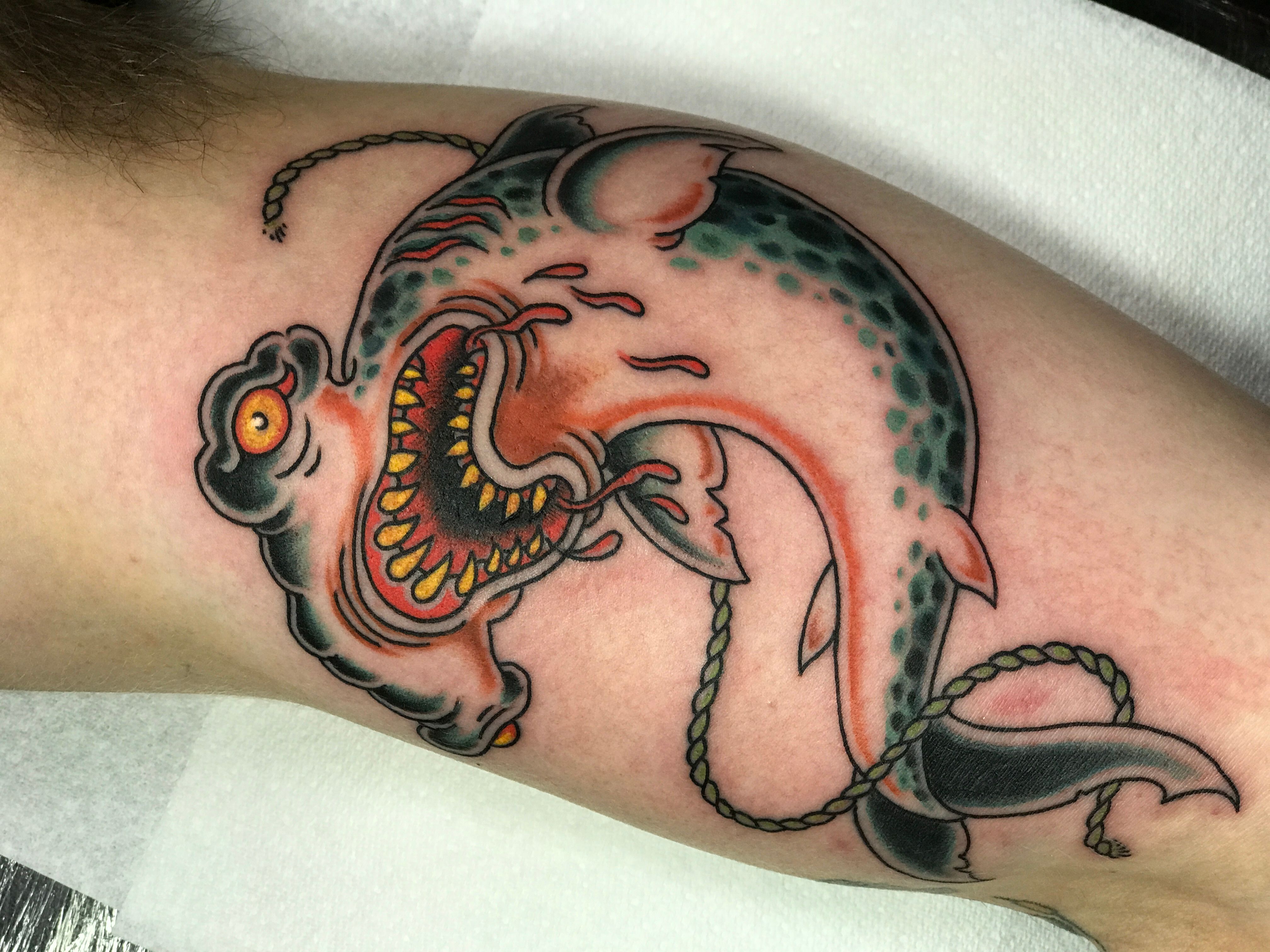 Hammerhead shark by Thomas Bates Tattoo  Tattoogridnet