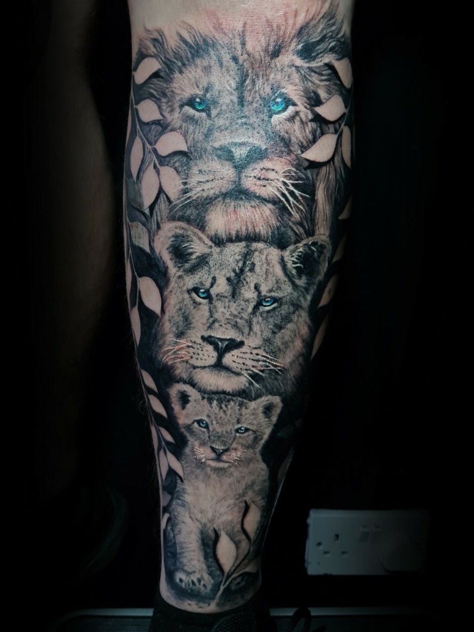 Lion with Lioness and Cubs Tattoo Best Tattoo Artist in Delhi  Manjeet  Tattooz