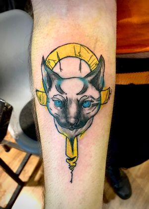 Cat Queen with Ankh in black and grey with yellow and blue