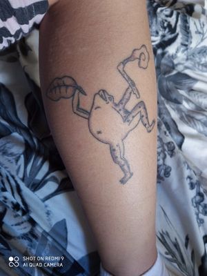 Tattoo by Alys Handpoke