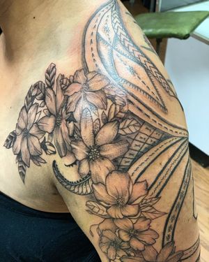 Tattoo by Artsy By Nature Tattoo Studio