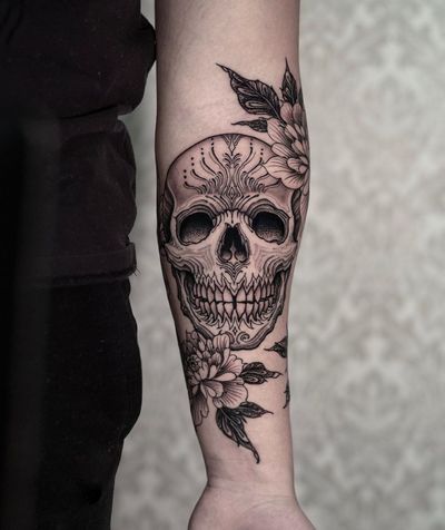 Skull and flower