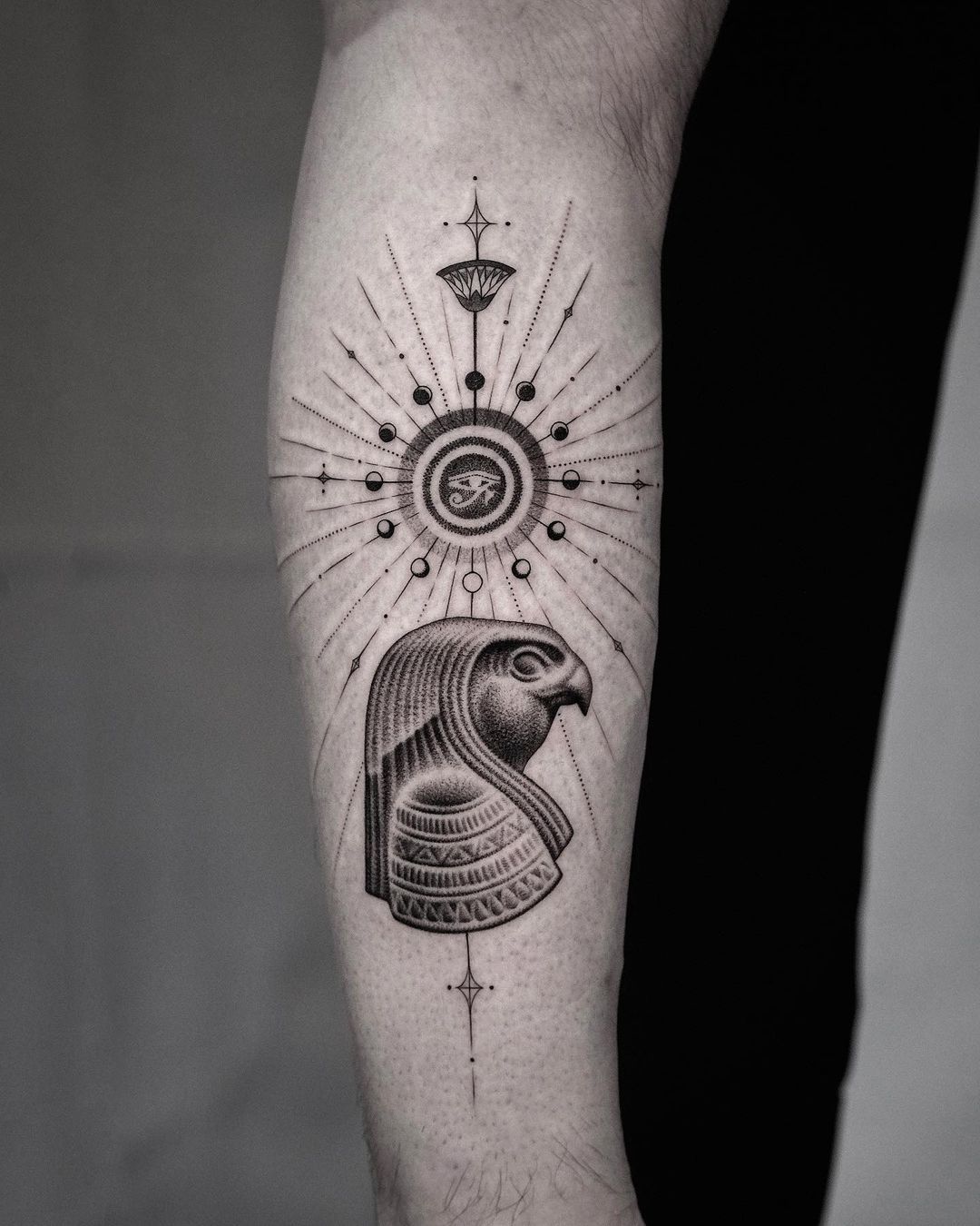 Tattoo Uploaded By Israel Celli Solaire Praise The Sun Tattoodo