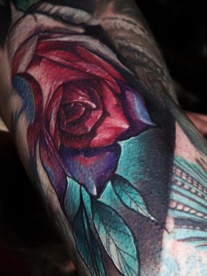 Some incredible color work from WANDAL Bookings for this artist for 2021! If you would like to get tattoo with him send DM or email to be added to waiting list: info@crimsontalestattoo.co.uk #rosetattoo #rosestattoo #realistictattoo #colortattoo #armtattoo #tattoosformen #neotraditionaltattoos #beautifultattoos #besttattoos #londontattoos #londontattoostudio #london #русскийлондон #татулондон