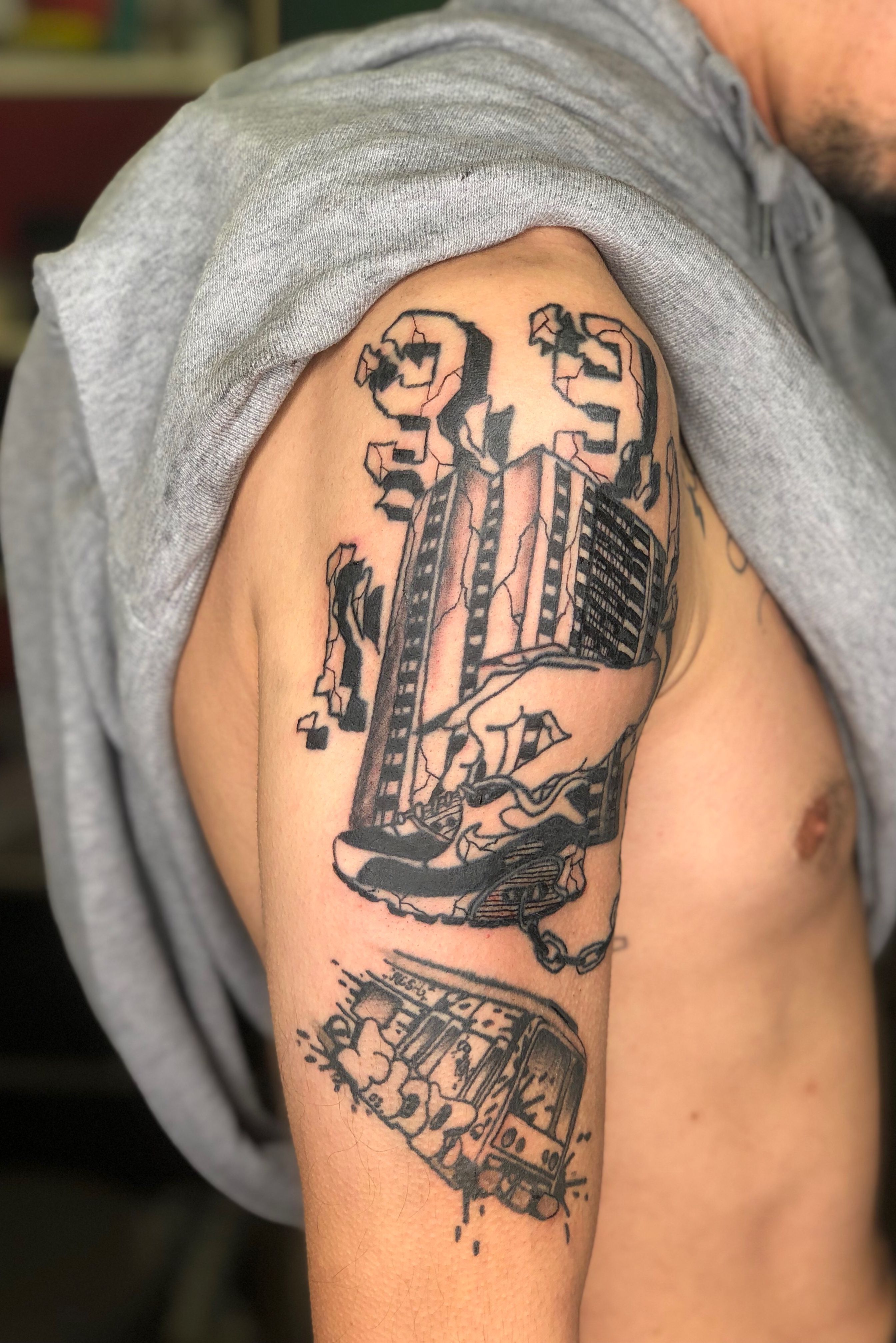 Ignorant Style  Your ideas  Done by viandebleue from  France Paris  For booking contact tattoo artist directly ist istfrance   ignoranttattoo ignorantstyle ignorantstyletattoo ignorant tatouage  francetattoo tattoofrance paristattoo 
