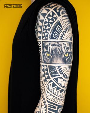 Mixed style Polynesian Tribal/Realism Tiger sleeve