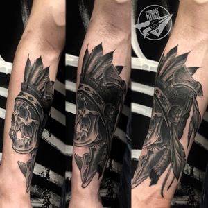 Indian skull tattoo Inst:@flyrosetattoo#tattooskull #blackandgreytattoo #indiantattoo #indianskull #skull #tattoo #tattoocolectiv #skulltattoo #darktattoo #flyrosetattoo