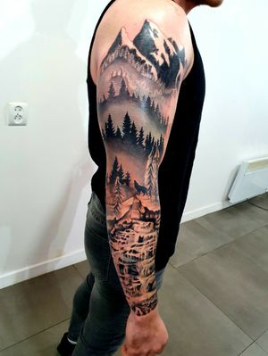 #Waterfall #nature #mountains #wolf #outdoor #sleeve 