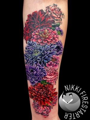 Poppin flowers covering some old text 🌻🏵🌼🌸The top two flowers (pink/white carnation and red dahlia) are healed in this photo, and the rest is fresh.....#flowers #floral #FloralTattoo #CoverupTattoo #coverup #FullColor #ColorTattoo #vibrant #ForearmTattoo #PrettyTattoo #BrightTattoo #tattoos #BodyArt #BodyMod #modification #ink #art #QueerArtist #QueerTattooist #MnArtist #MnTattoo #VisualArt #TattooArt #TattooDesign #TheTattooedLady #TattooedLadyMN #NikkiFirestarter #FirestarterTattoos #firestarter #MinnesotaTattoo