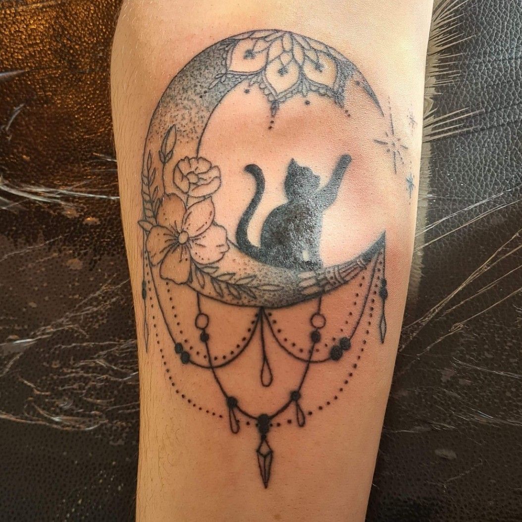 Chat In Tattoos Search In 1 3m Tattoos Now Tattoodo