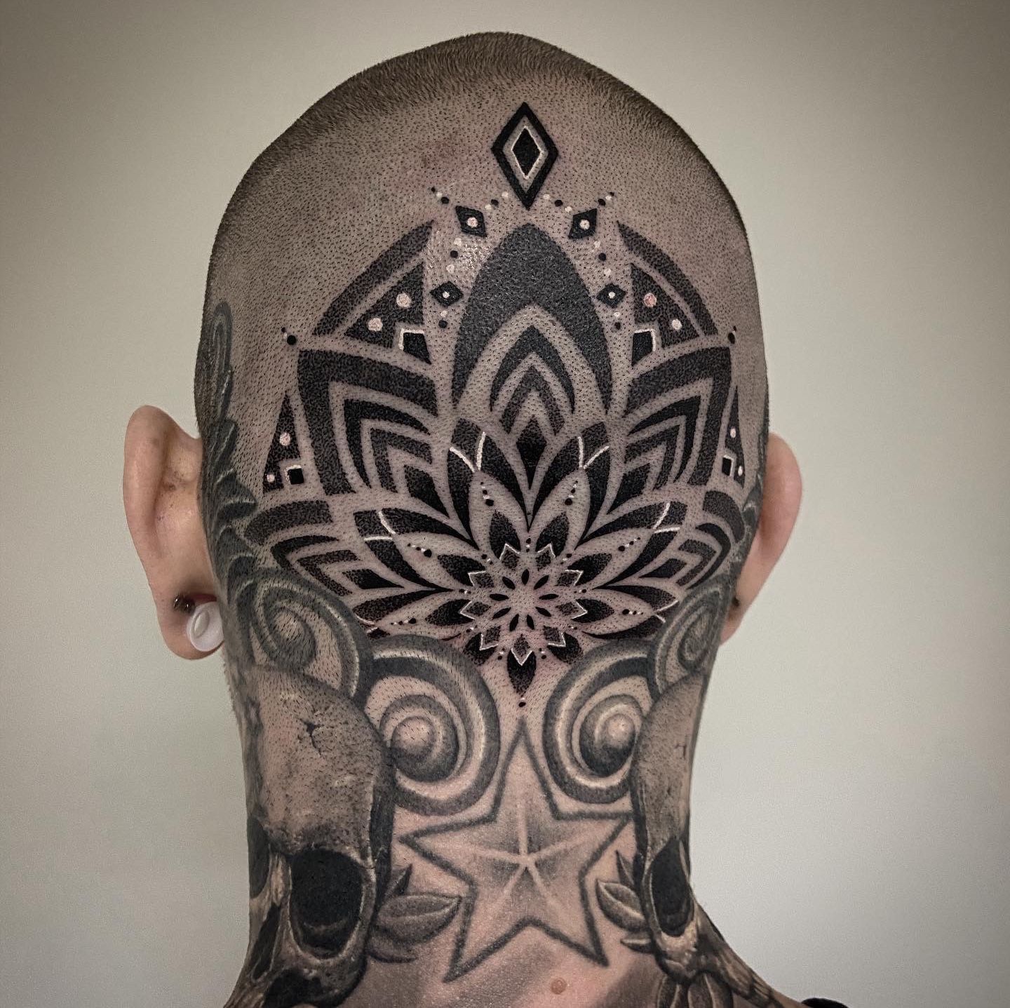 Tattoo Uploaded By Fanny Tattoooftheday Tattoo Tatouage Mandala Mandalatattoo Headtattoo Headmandalatattoo Dot Dotwork Dotworktattoo Dotworkers Dottattoo Skull Skulltattoo Lausanne Lausannetattoo Tattoolausanne Fann Ink