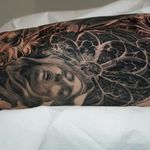 Follow me on ig @sidotattoos #chicago #lincolnparkchicago #portrait #blackandrgey #blackandgray #realism #Jesus #jesustattoo #religious #religioustattoo #faithtattoo #faith #lighthouse #lighthousetattoo #nautical #nauticaltattoo #ship #shiptattoo #travel #statue #statuework 