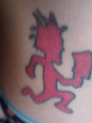 #muffintoptattoo #red #ICP #musictat #hatchet Music is a beautiful thing. You should be open to all types I feel. Got at 18 now 30 and I still love it. Was done in Vermont by a chill dude; I wanna say Razz-a-tat? Also had my nipples pierced by him. Very professional chill guy.