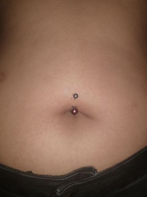 Modificación corporal piercing-ombligo